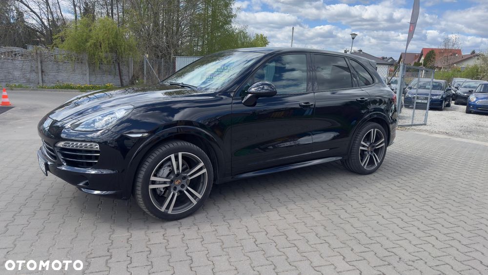 Porsche Cayenne Platinum Edition - 8