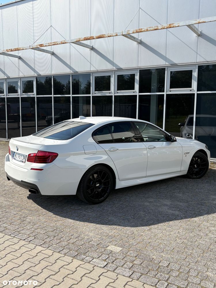 BMW Seria 5 M550d xDrive - 17