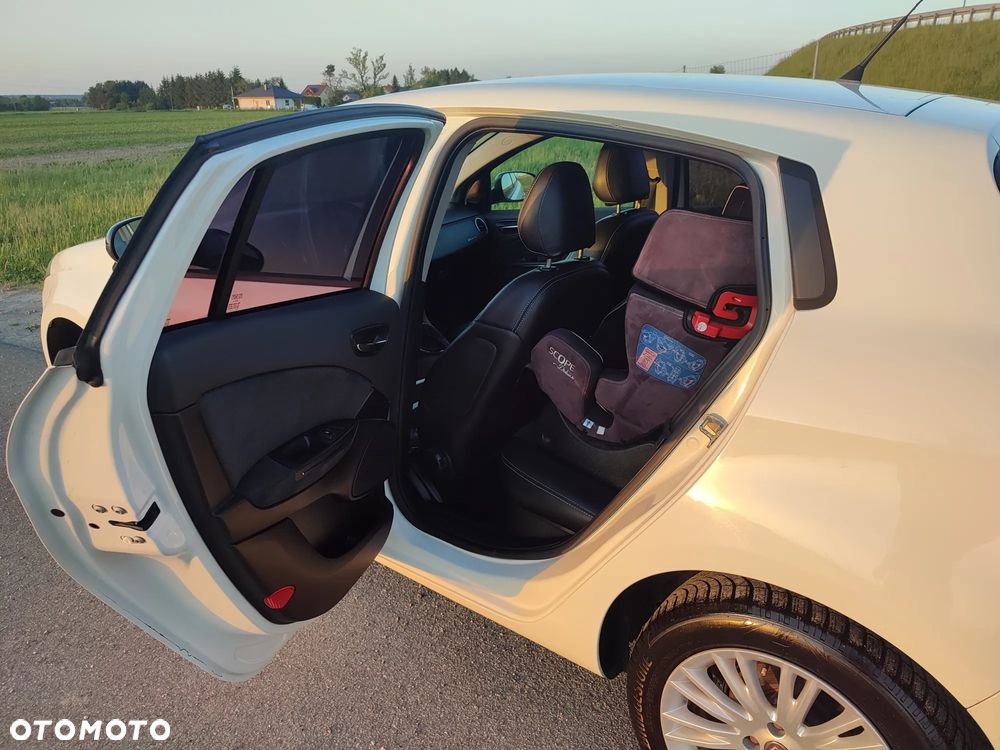 Fiat Bravo 1.6 Multijet 16V Dynamic Euro5 - 15