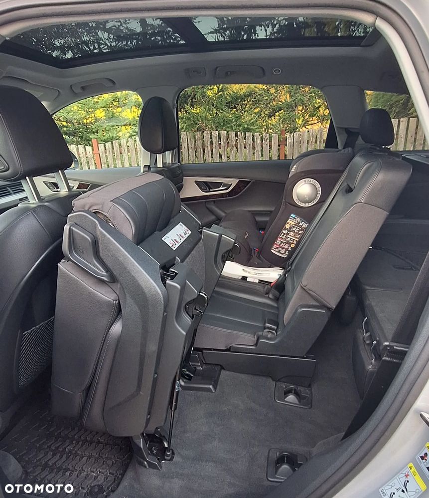 Audi Q7 - 10