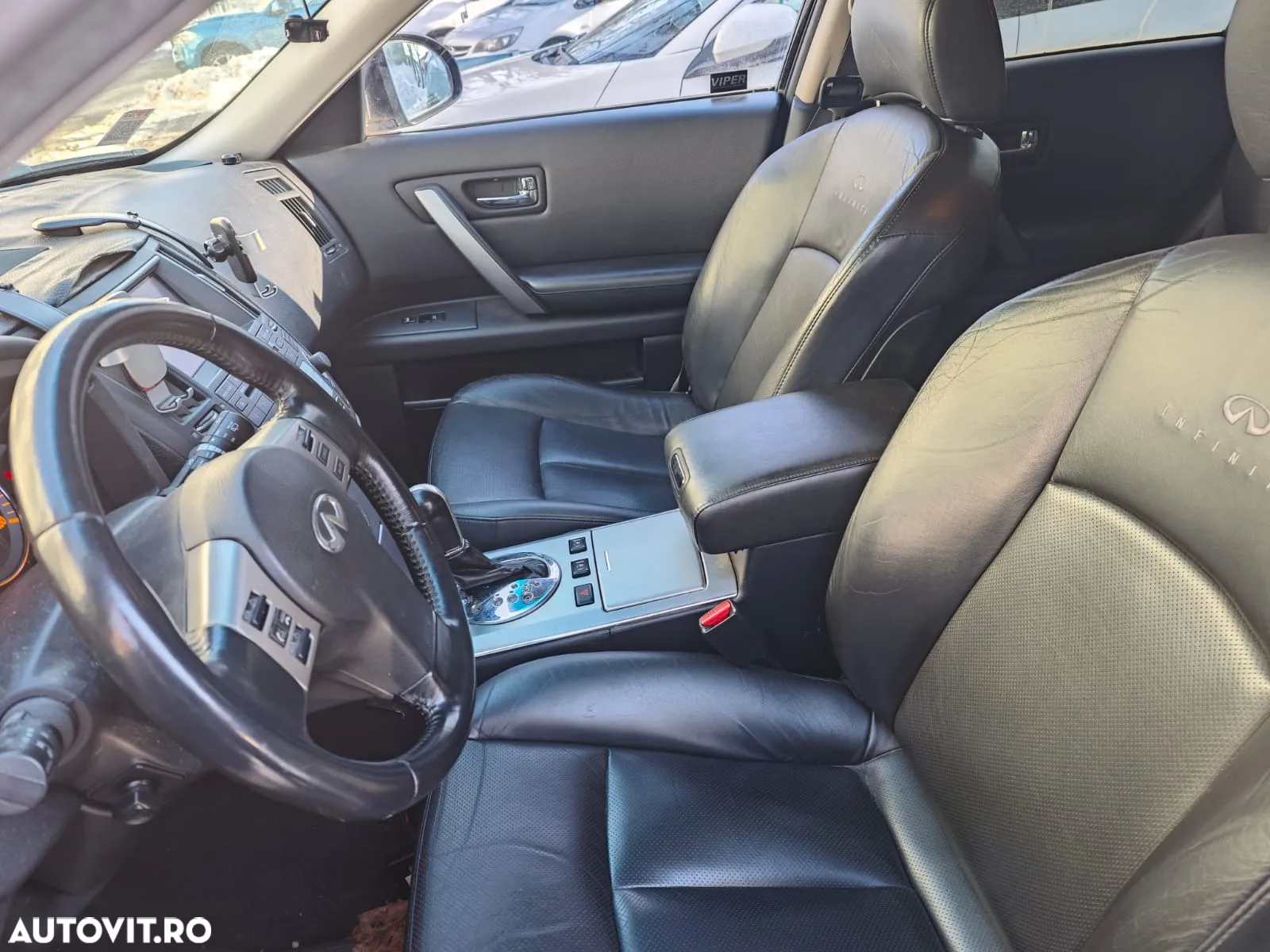 Infiniti FX 35 - 2