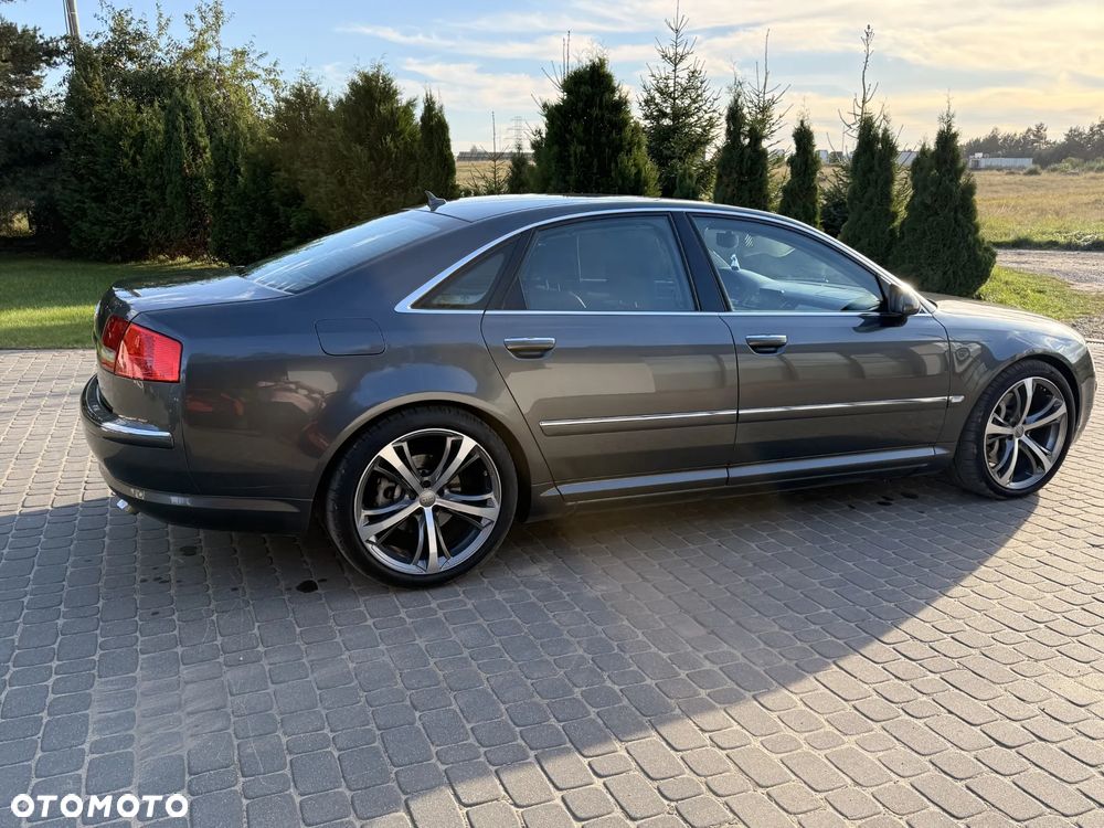 Audi A8 4.2 TDI Quattro - 8
