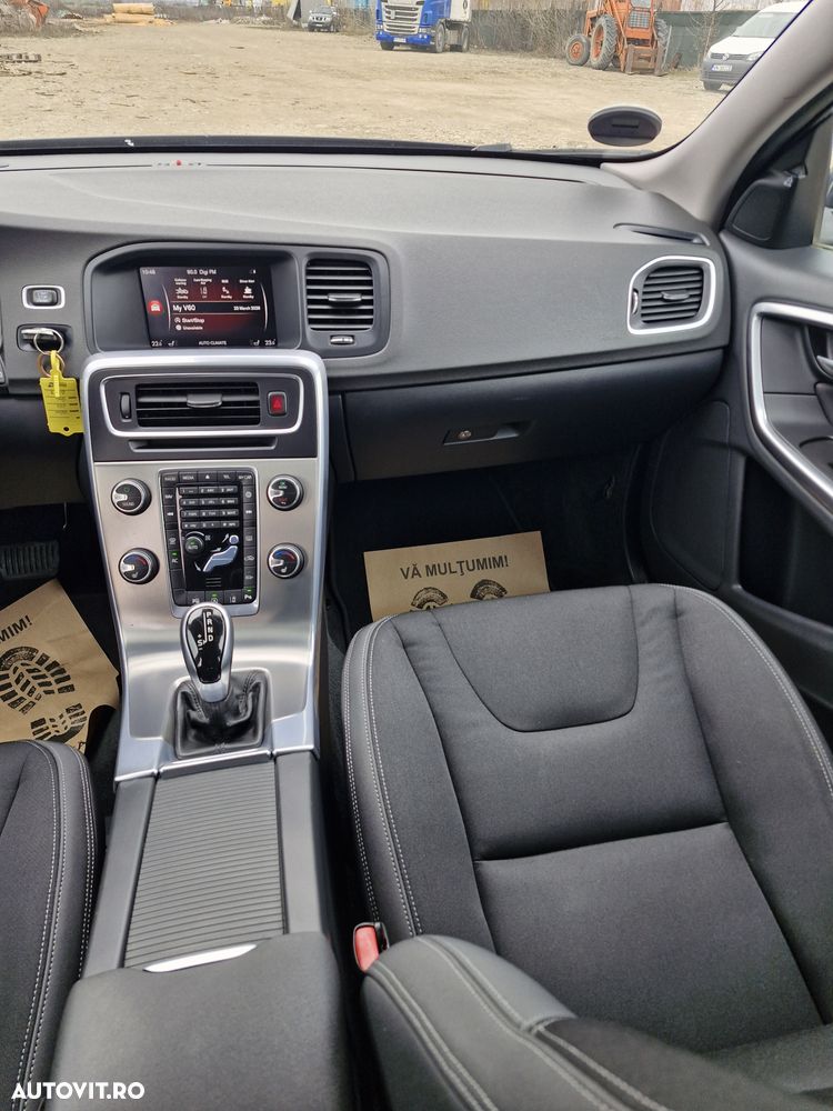 Volvo V60 D4 Geartronic Summum - 11