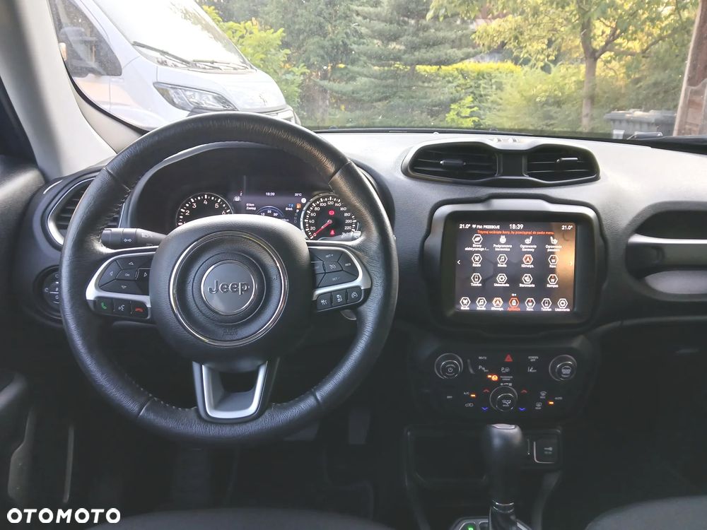 Jeep Renegade 1.5 T4 mHEV Upland FWD S&S DCT - 12