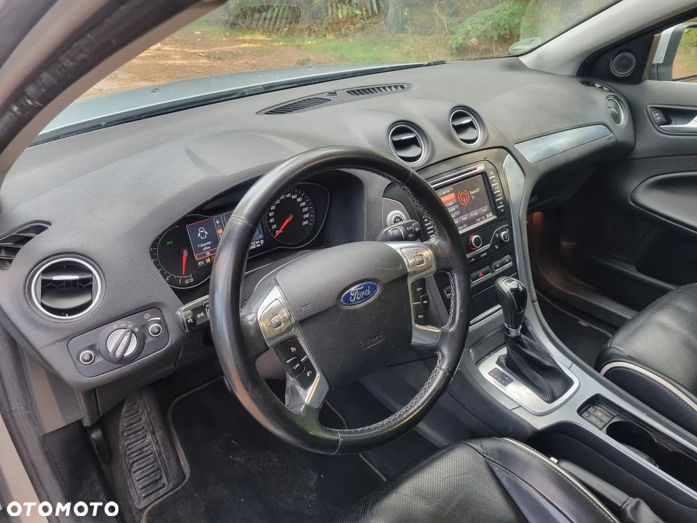 Ford Mondeo - 15