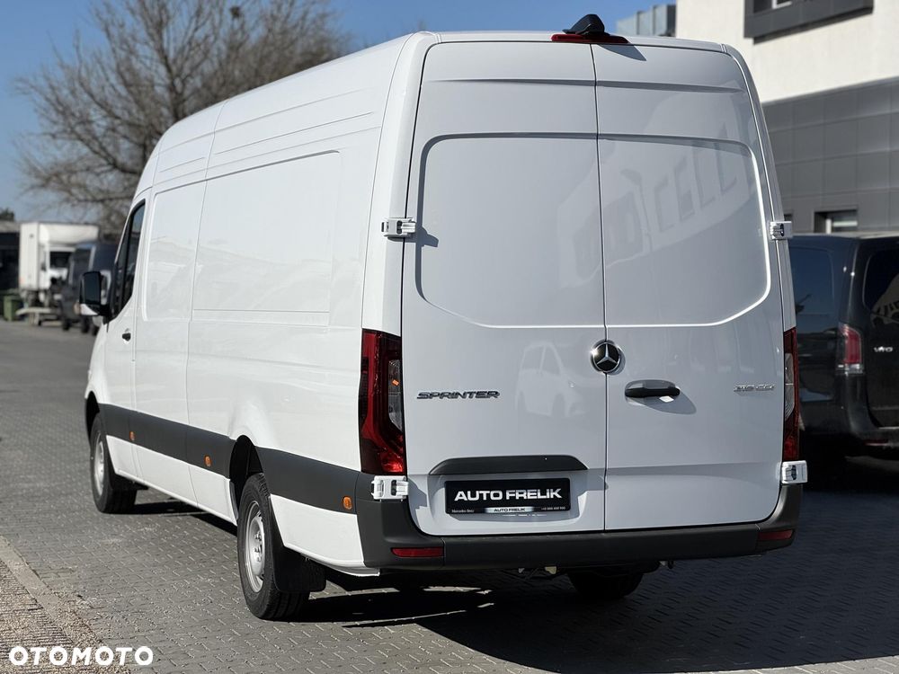 Mercedes-Benz Sprinter - 5