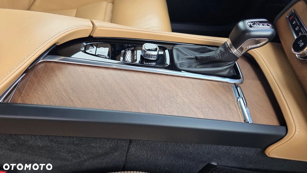 Volvo XC 90 B5 D AWD Inscription - 11