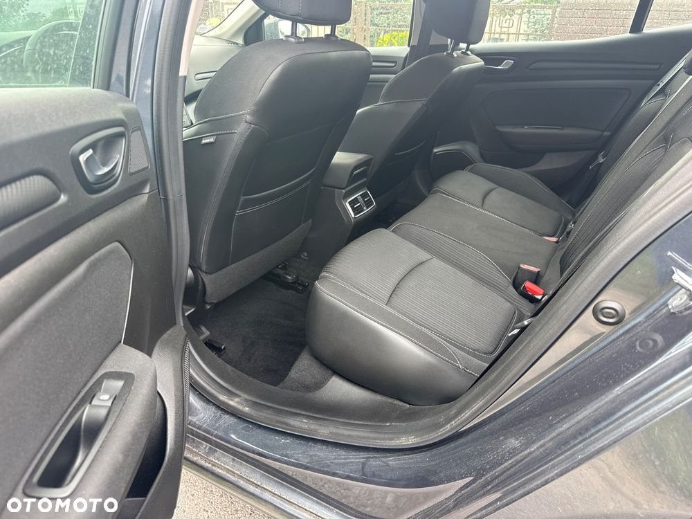 Renault Megane BLUE dCi 115 EDC BUSINESS EDITION - 8