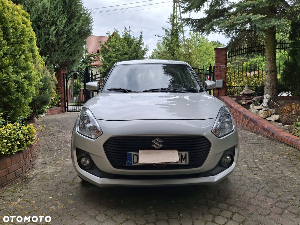 Suzuki Swift - 1