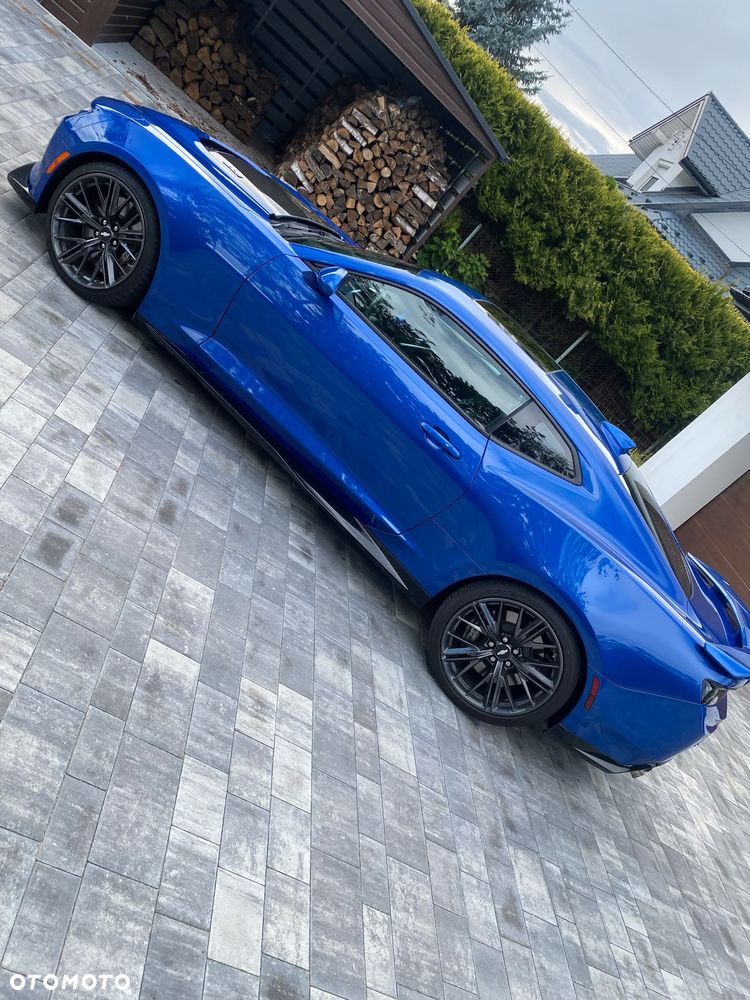 Chevrolet Camaro - 2