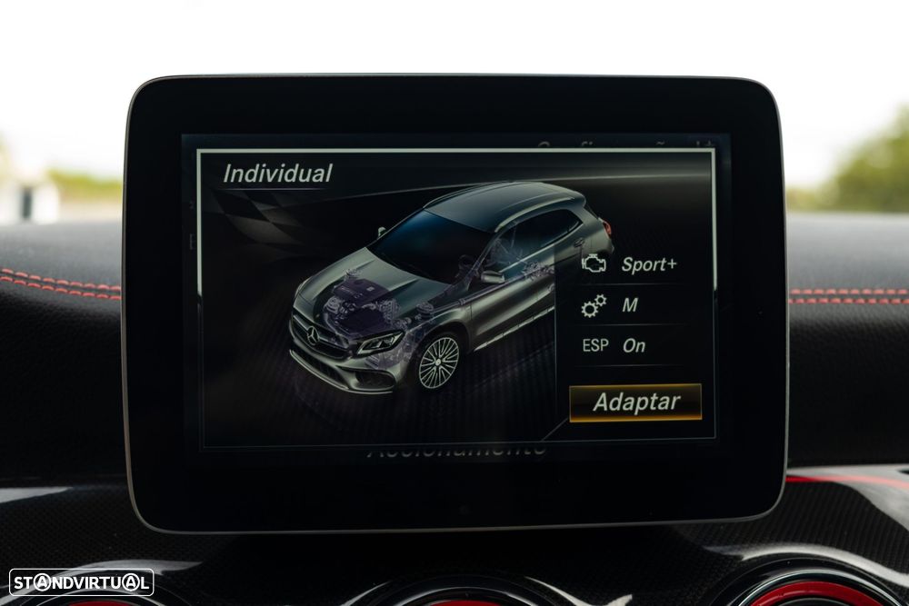 Mercedes-Benz GLA 45 AMG 4-Matic - 28