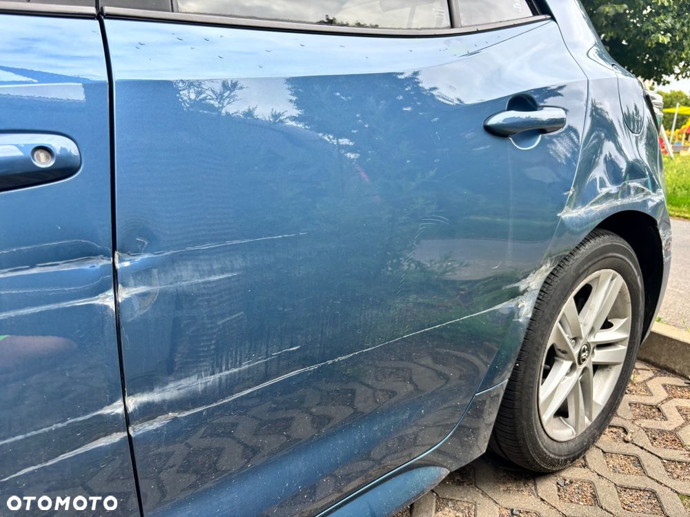 Toyota Corolla 1.8 Hybrid Comfort - 10