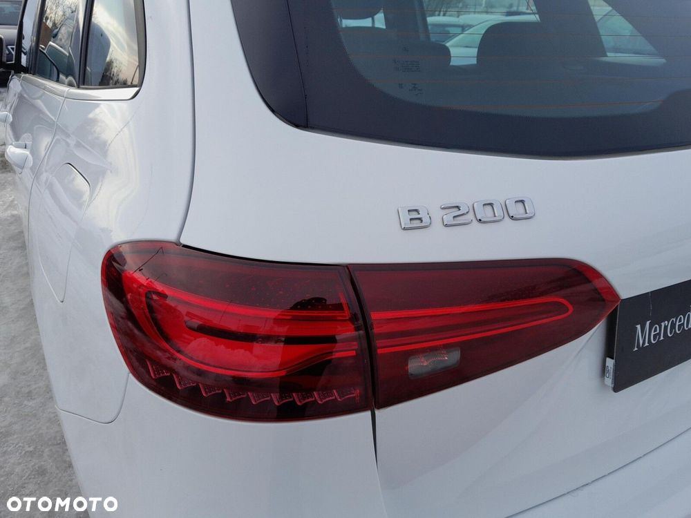 Mercedes-Benz Klasa B 200 7G-DCT - 12