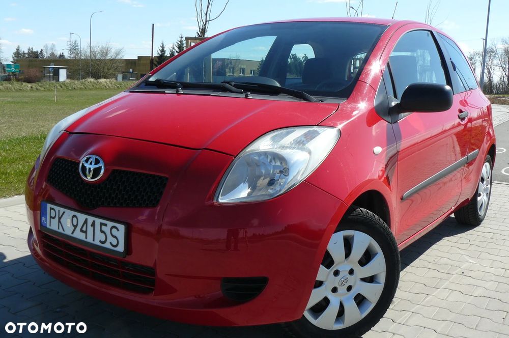 Toyota Yaris - 1