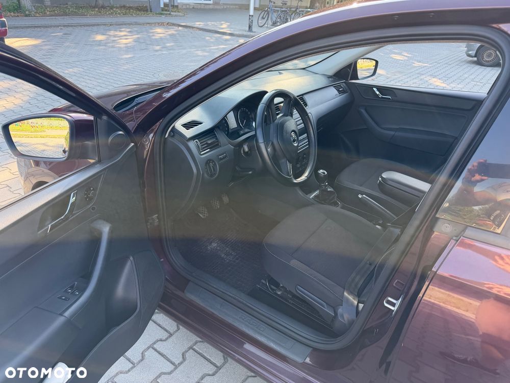 Skoda RAPID 1.6 TDI DPF Edition - 5