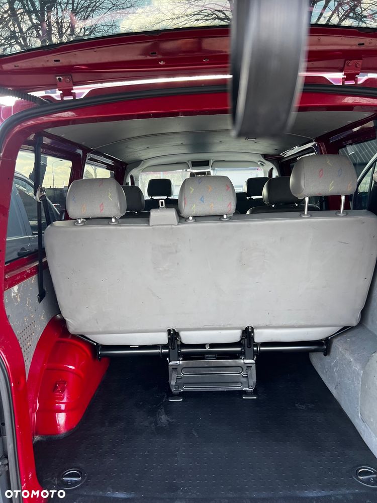 Volkswagen Caravelle L1 - 15