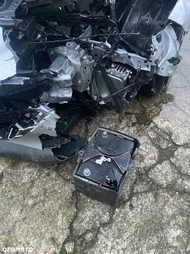 Mazda 3 SKYACTIV-G 2.0 M-Hybrid 150 - 31