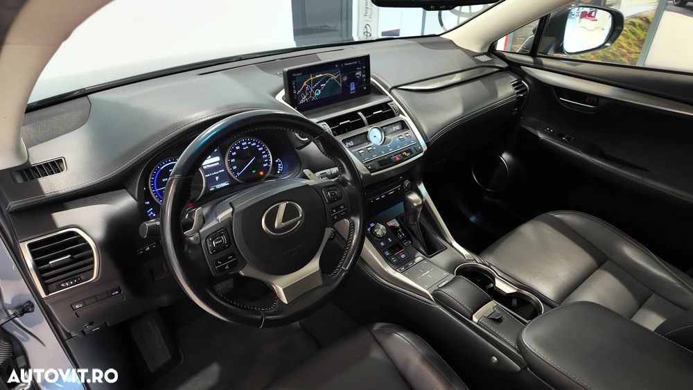 Lexus Seria NX 300h E-FOUR F SPORT - 13
