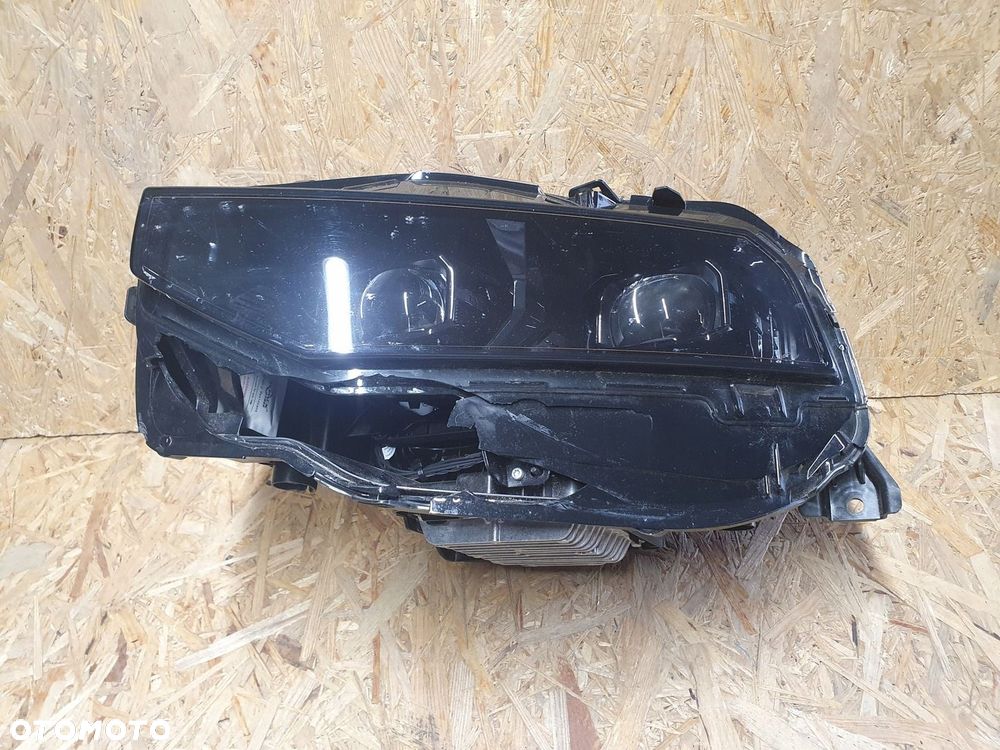 Lampa przednia lewa Full Led Lynk&co 01 - 11