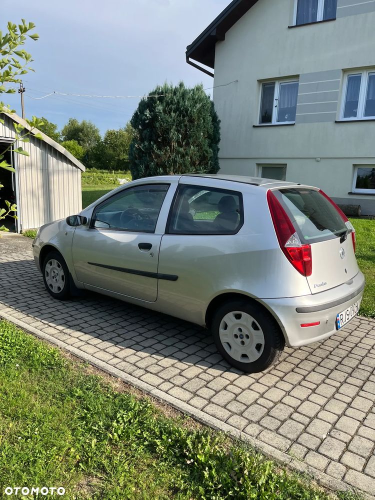 Fiat Punto 1.2 8V - 4