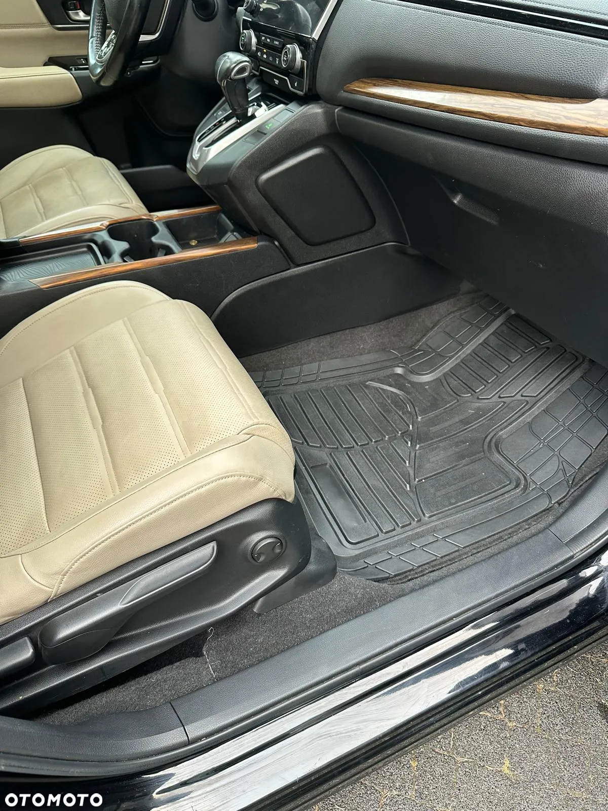 Honda CR-V 1.5 Executive (Honda Connect+) CVT - 6