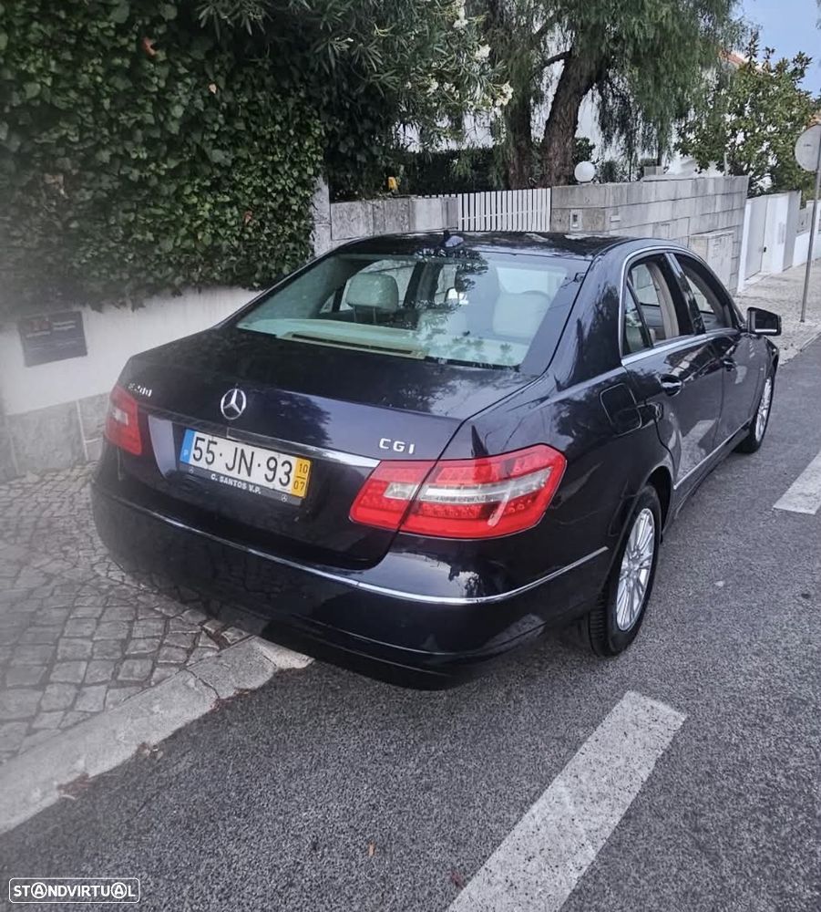 Mercedes-Benz E 200 CGI Elegance BlueEfficiency - 2