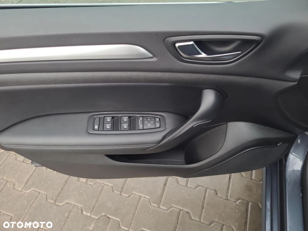 Renault Megane 1.3 TCe FAP Techno EDC - 10