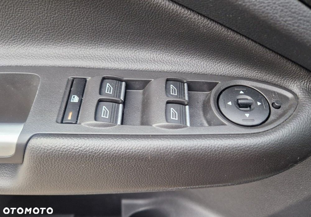 Ford Kuga 2.0 TDCi 4x4 ST-Line - 25