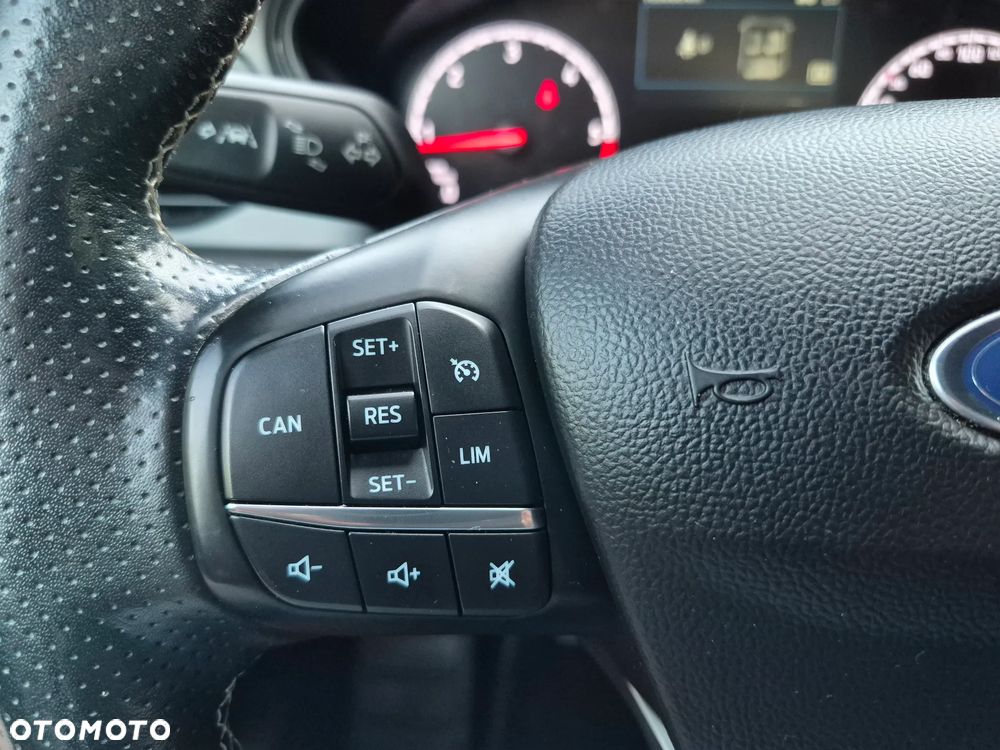 Ford Focus 2.0 EcoBlue ST - 19