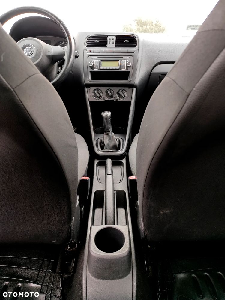 Volkswagen Polo 1.4 16V Trendline - 12