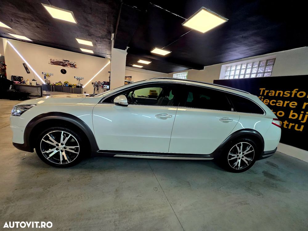 Peugeot 508 RXH Hybrid4 - 26