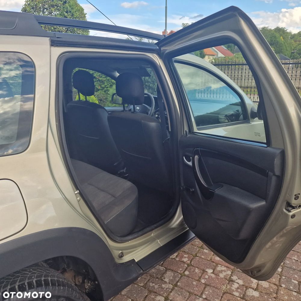 Dacia Duster 1.6 16V 4x2 Prestige - 13