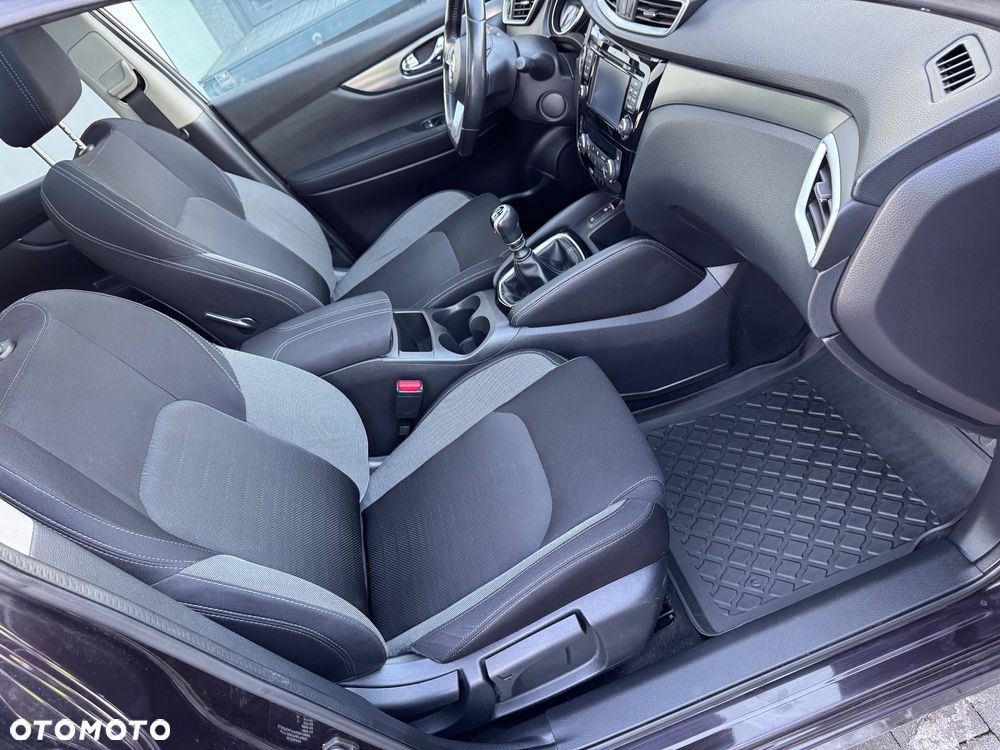 Nissan Qashqai 1.2 DIG-T N-Connecta - 22