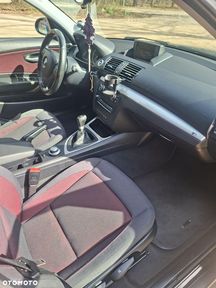 BMW Seria 1 120d DPF - 10