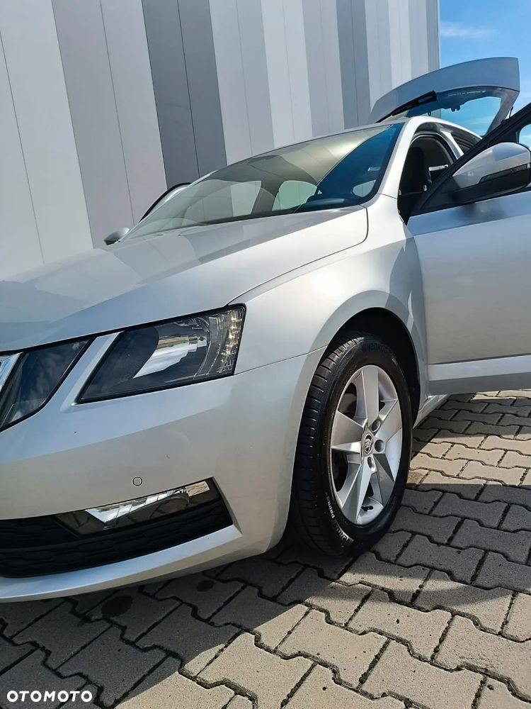 Skoda Octavia 1.6 TDI Ambition - 1