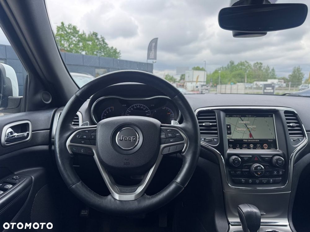 Jeep Grand Cherokee - 18