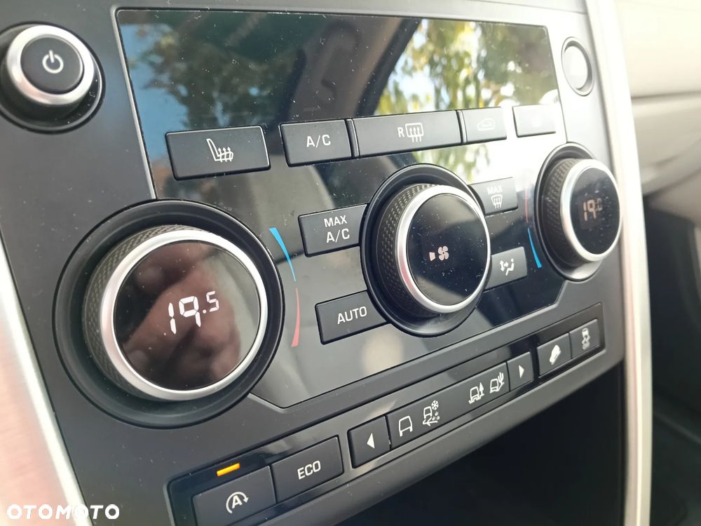 Land Rover Discovery Sport Si4 HSE - 28