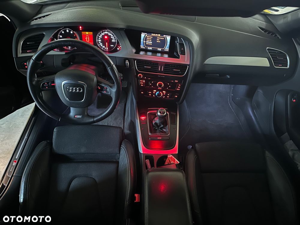 Audi A4 Avant 2.0 TFSI - 22