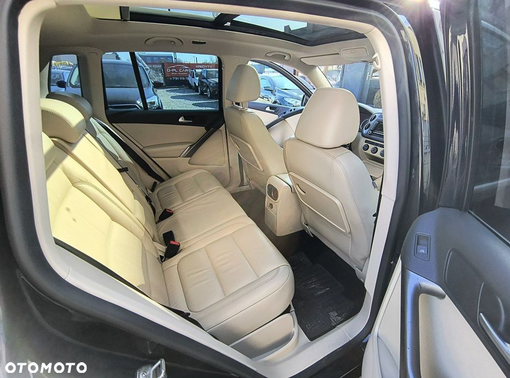 Volkswagen Tiguan 2.0 TDI DPF 4Motion BlueMotion Technology Exclusive - 35