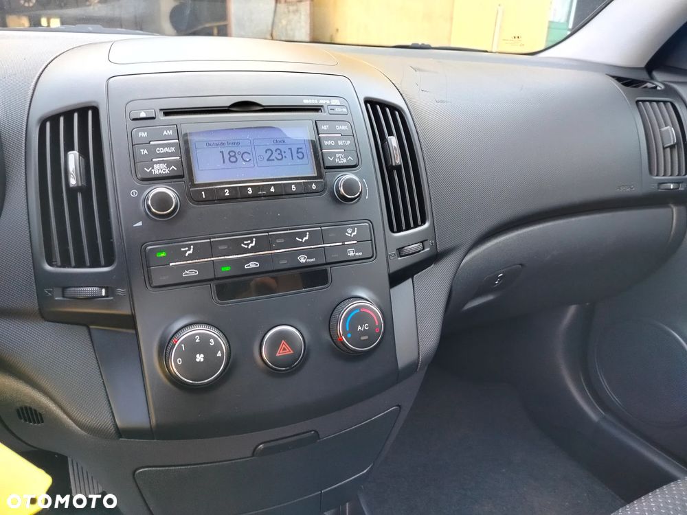 Hyundai i30 i30cw 1.4 blue Comfort - 31