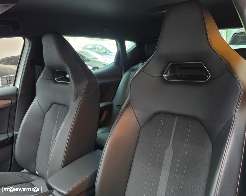 Cupra Leon 1.4 e-Hybrid VZ DSG - 18