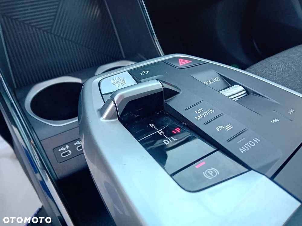 BMW X1 xDrive25e M Sportpaket - 31