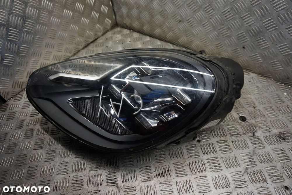 LAMPA PRZEDNIA LEWA CAYENNE II 92A 7P LIFT 7P5941035K  FULL LED MATRIX PORSCHE 2014-2017 - 3