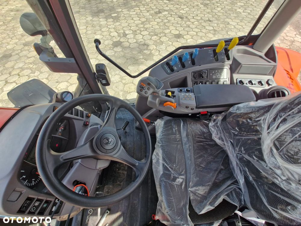 Kubota M6142 - 5