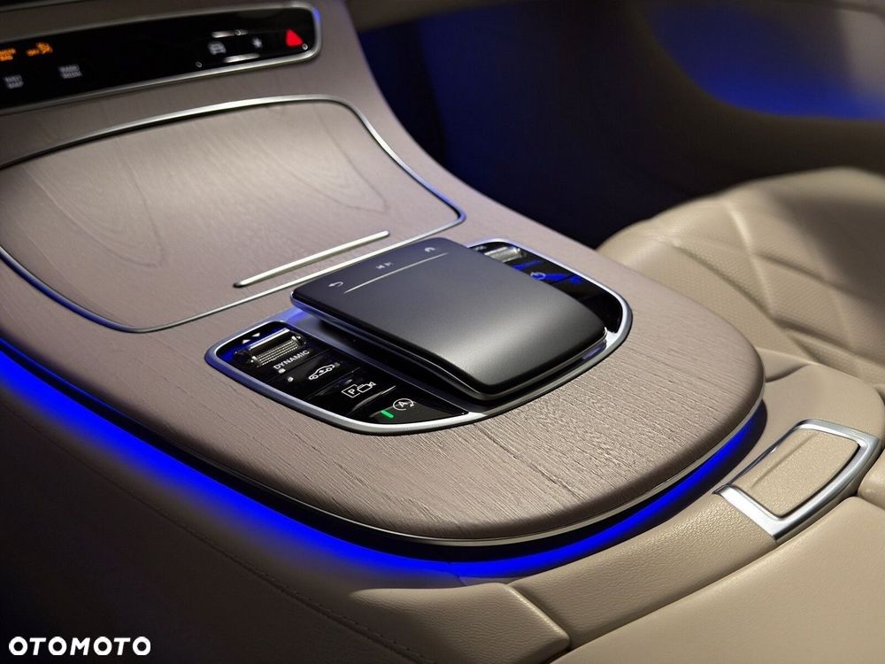 Mercedes-Benz CLS 450 4-Matic Avantgarde - 21