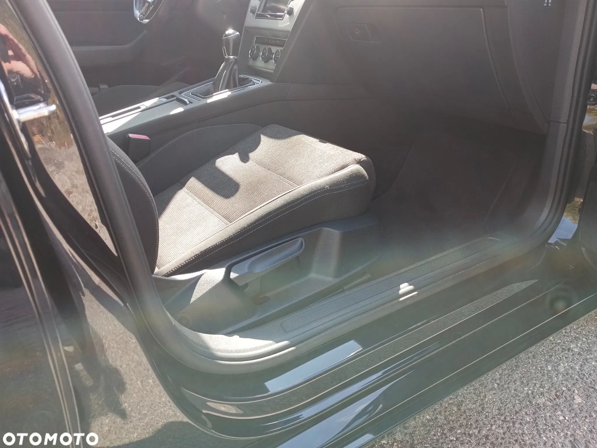 Volkswagen Passat 2.0 TDI BMT Comfortline - 18