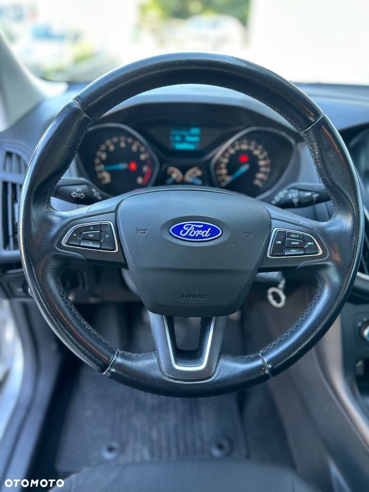 Ford Focus - 13