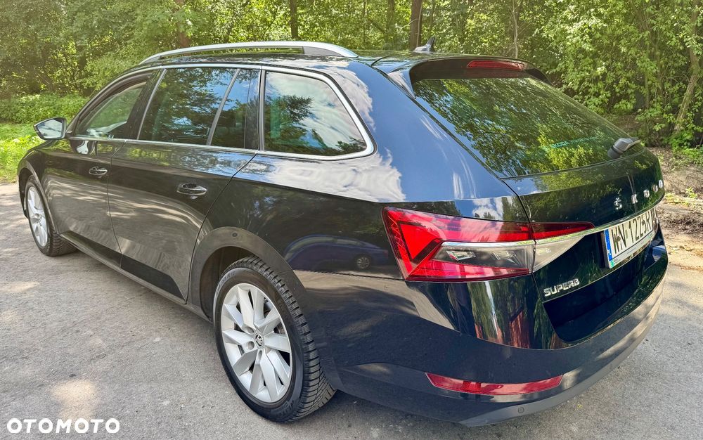Skoda Superb 2.0 TDI SCR 4x4 Style DSG - 4