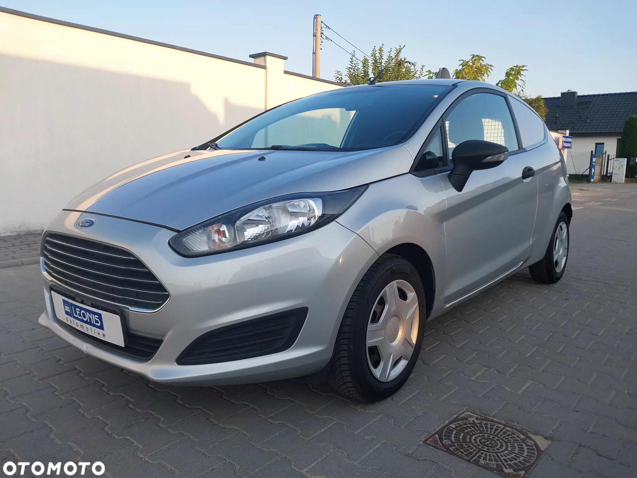 Ford Fiesta 1.6 TDCi DPF Trend - 14