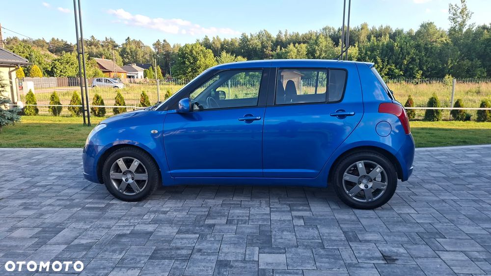 Suzuki Swift - 2